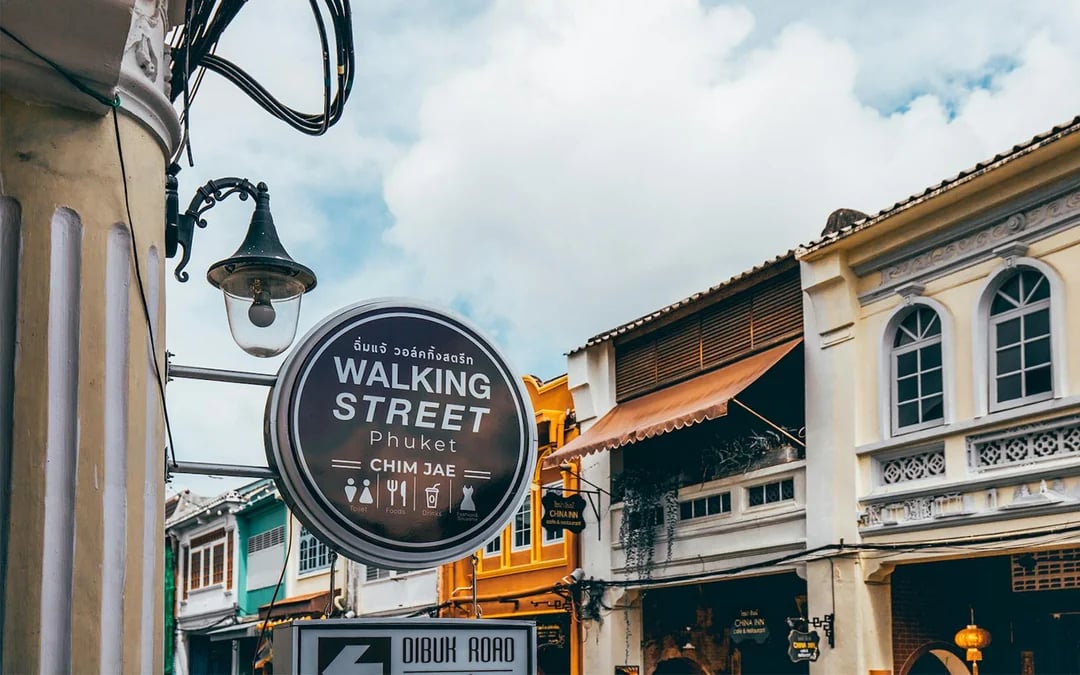 Phuket Guided City Tour with Transfers: Big Buddha, Old Town & Wat Chalong Image 6