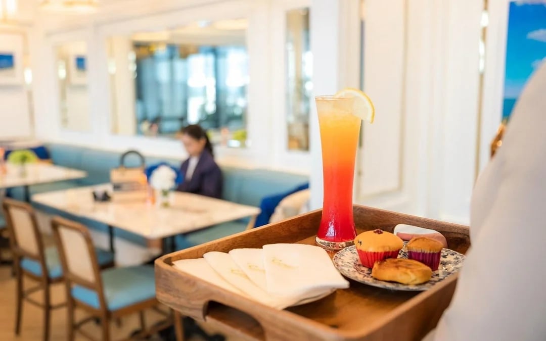 Phuket International Airport: Coral Domestic Lounge Image 2