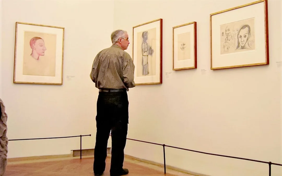 Picasso Museum Tickets and Seine River Cruise Image 1