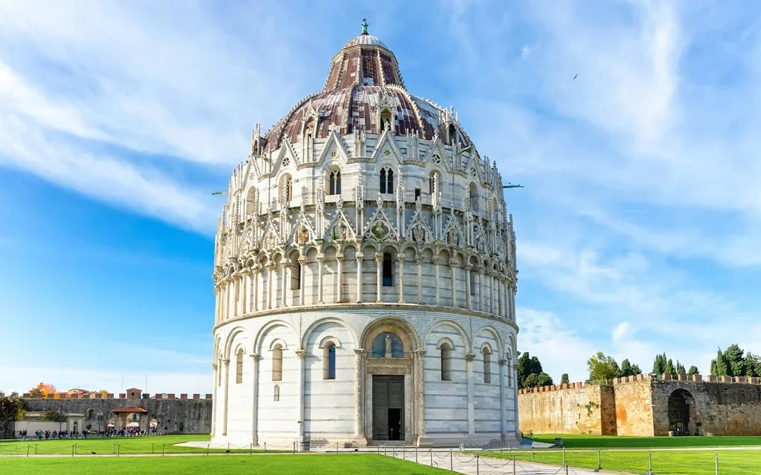 Pisa Baptistery, Cathedral & Leaning Tower All-Inclusive Guided Tour Image 9