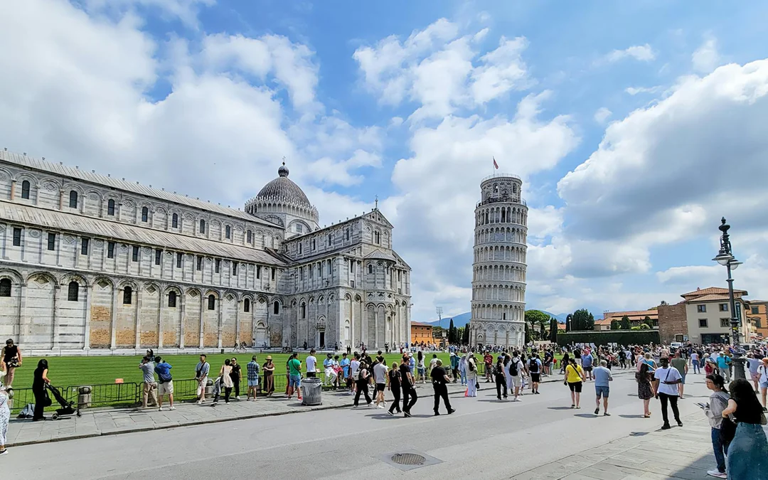 Pisa Cathedral and Leaning Tower Guided Tour with a Local Food Tour Image 4