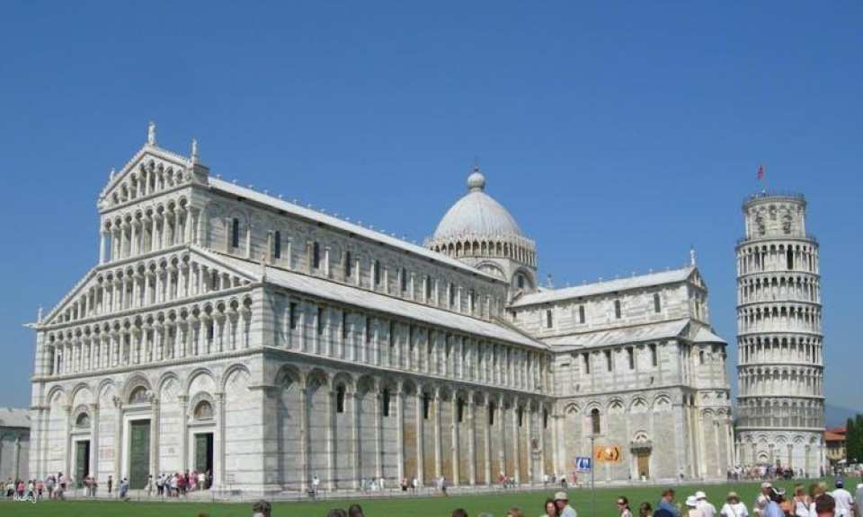 Pisa guided walking tour
