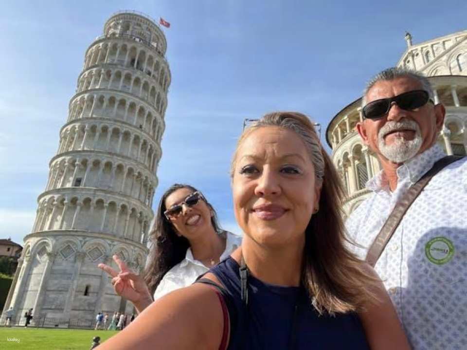 Pisa, San Gimignano, Siena and Chianti day trip with lunch