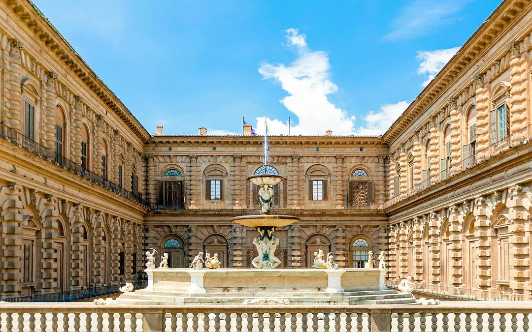 Pitti Palace & Palatine Gallery Skip-the-Line Guided Tour Image 2