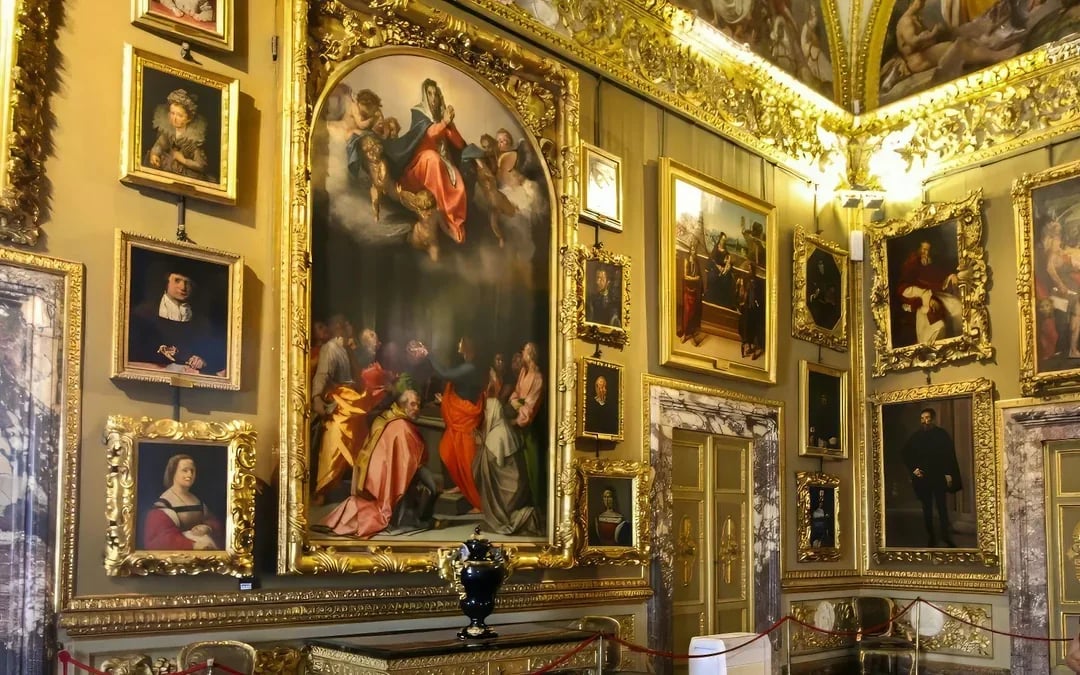 Pitti Palace & Palatine Gallery Skip-the-Line Guided Tour Image 9