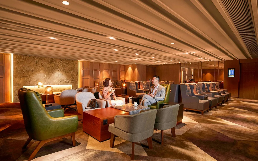 Plaza Premium First Class Lounge at Hong Kong International Airport (Gate 1) Image 3
