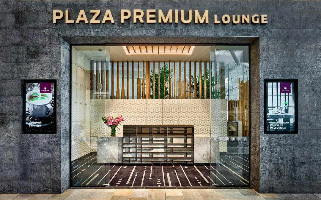 Plaza Premium Lounge Access at Brisbane Airport: International Departures Image 1
