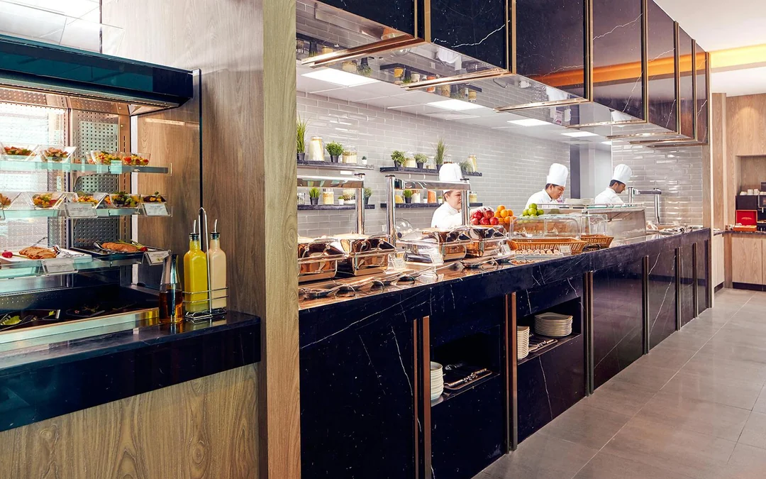 Plaza Premium Lounge Access at Dubai International Airport: Terminal 3 Departures Image 4
