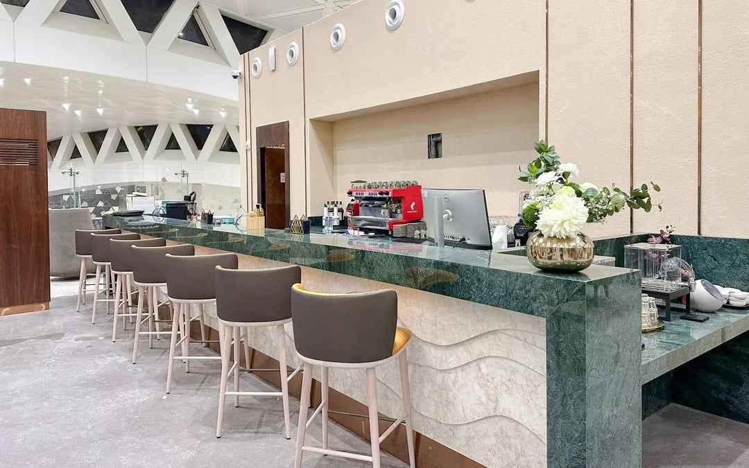 Plaza Premium Lounge Access at King Khalid International Airport: Departures Image 3