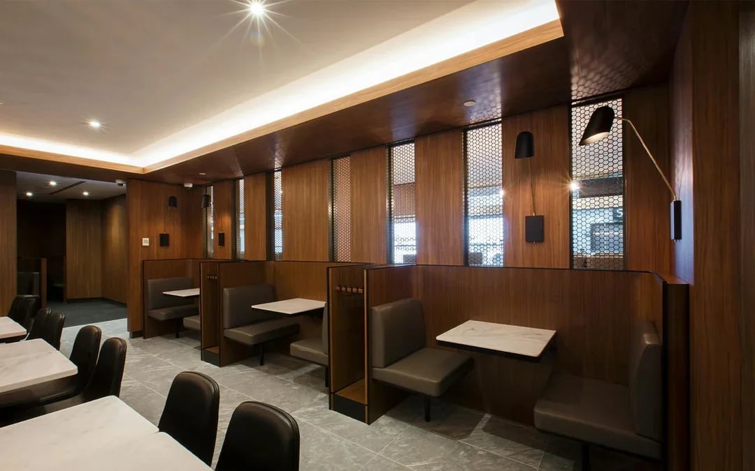 Plaza Premium Lounge Access at Melbourne Airport: T2, International Departures Image 5