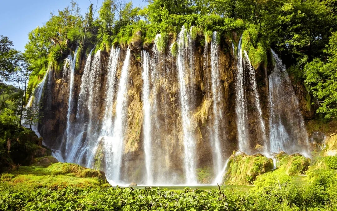Plitvice Lakes National Park Guided Tour Image 6
