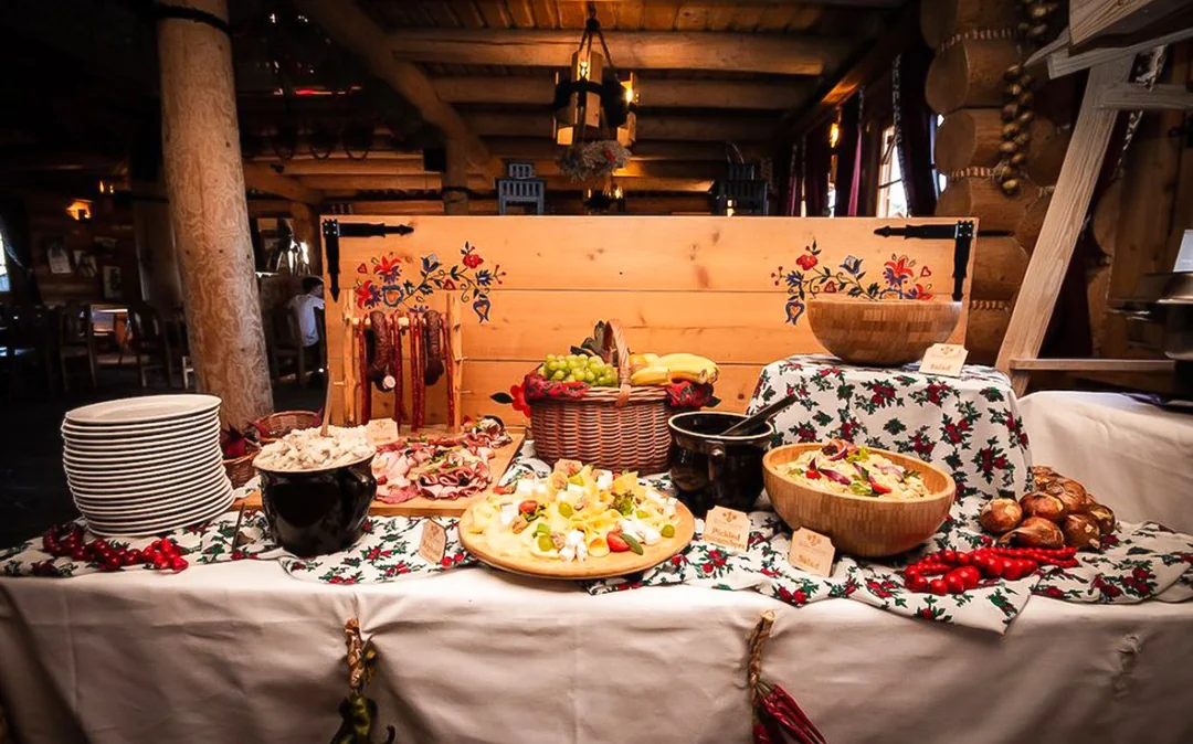 Polish Folk Show with All-You-Can-Eat Dinner Image 4
