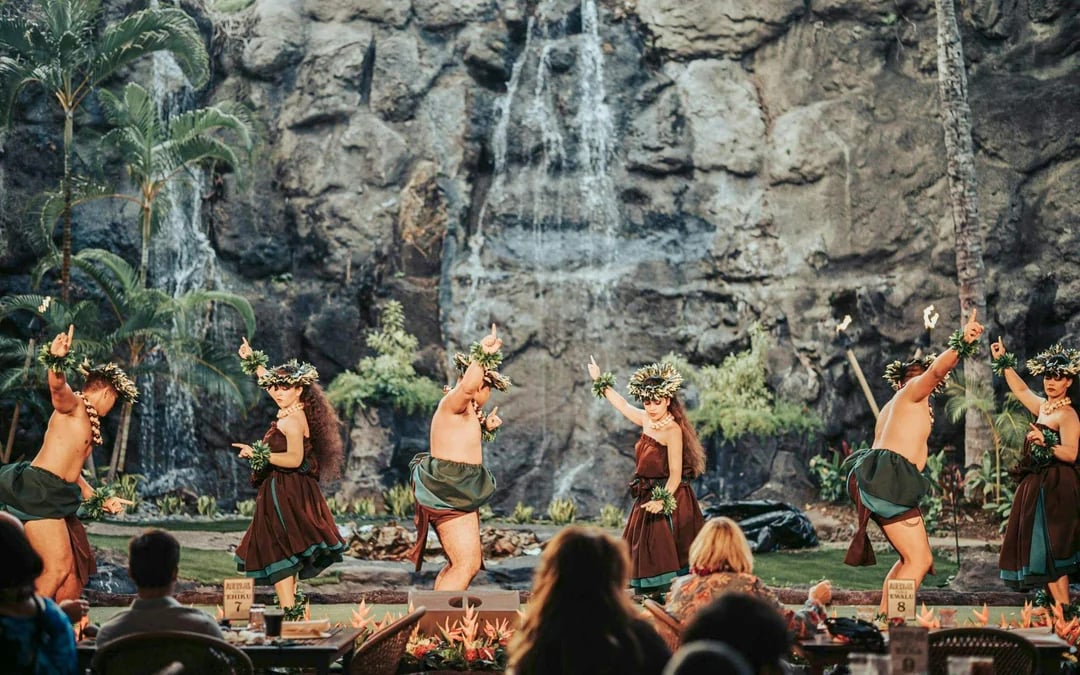 Polynesian Cultural Center: Aliʻi Lūʻau, Hā Show Package with Guided Tour Image 9