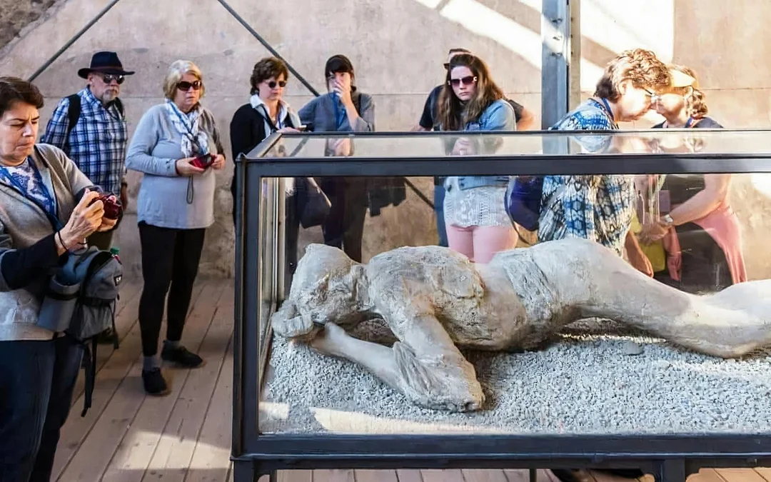 Pompeii Private Guided Tour with Archaeologist Image 3
