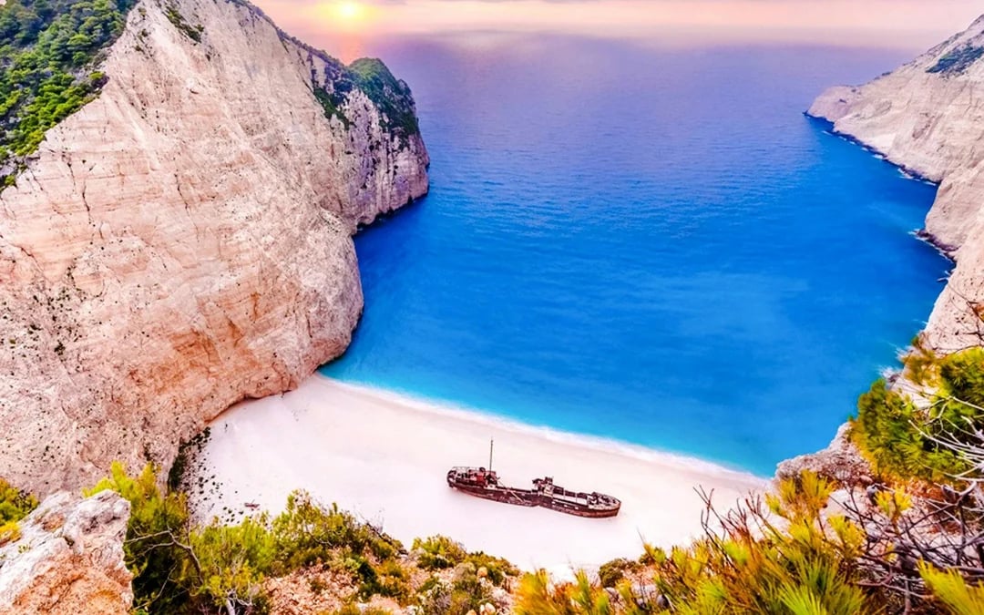 Poros Port Full-Day Cruise to Navagio Shipwreck and Blue Caves with Alykanas Visit Image 4