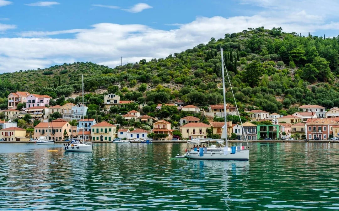 Poros Port Full-Day Ithaca Cruise with Gidaki Beach, Vathi and Kioni Stops Image 1