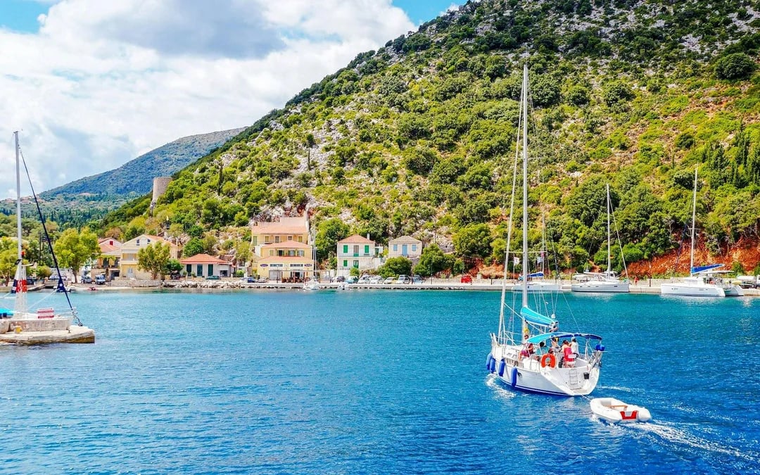 Poros Port Full-Day Ithaca Cruise with Gidaki Beach, Vathi and Kioni Stops Image 5