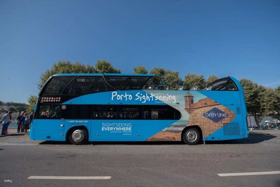 Porto 24 hours hop-on hop-off bus tour