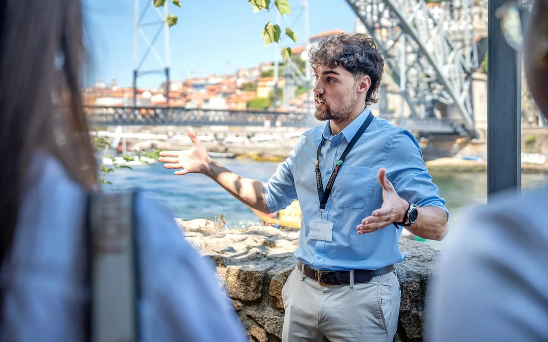 Porto City Full-Day Tour with Local Blends Tasting  Image 2