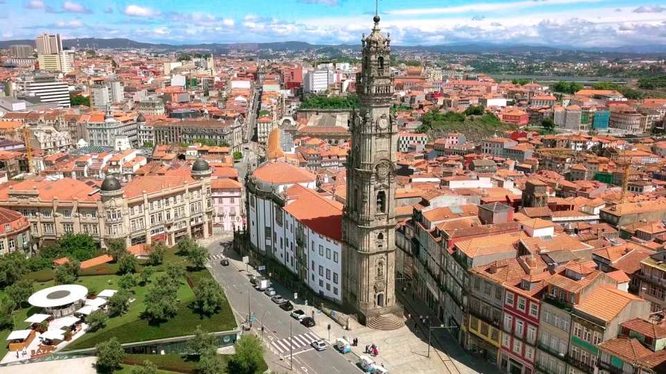Porto Clerigos Church: Tower Entry Ticket or Spiritus Light Show|Portugal