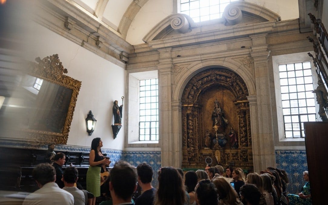 Porto: Fado Show with Guided Tour in a Historic Monastery Image 11