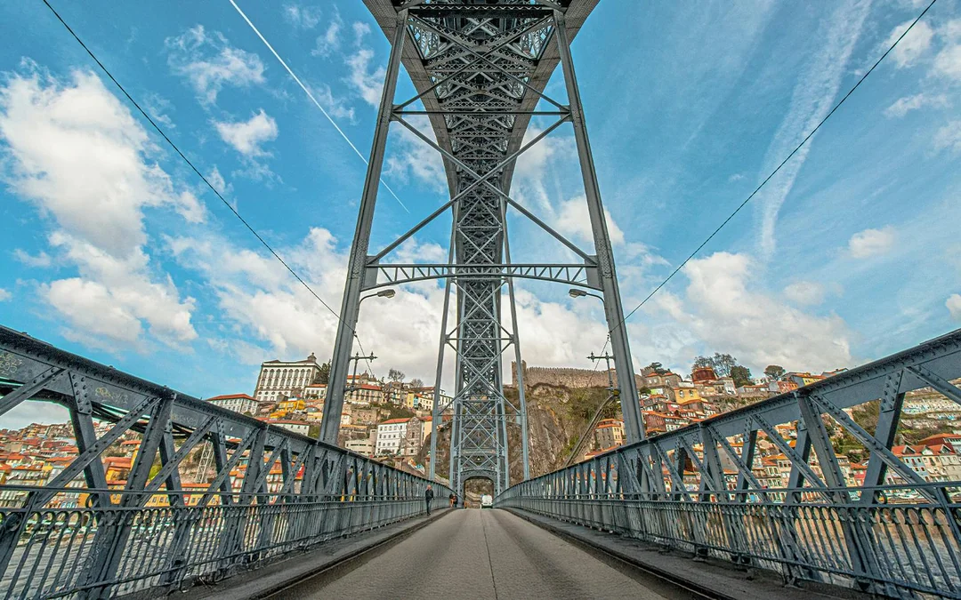 Porto Guided Walking Tour: Lello Library, Douro River Cruise & Cable Car Image 12
