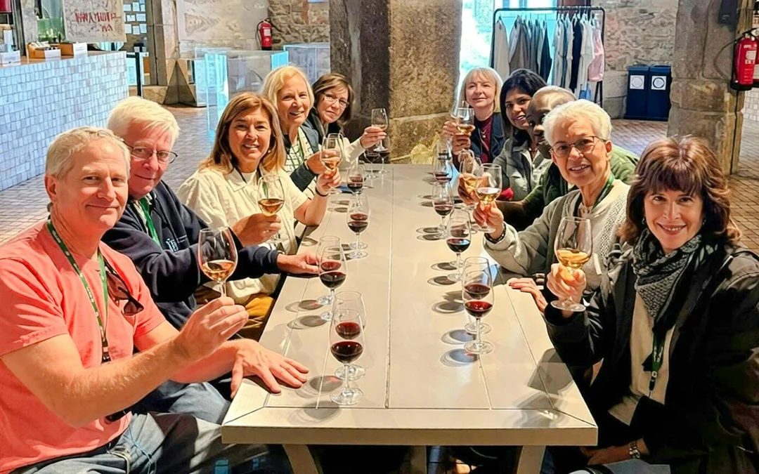 Porto Signature Experience: Walking Tour with Wine Cellar Visit Image 3