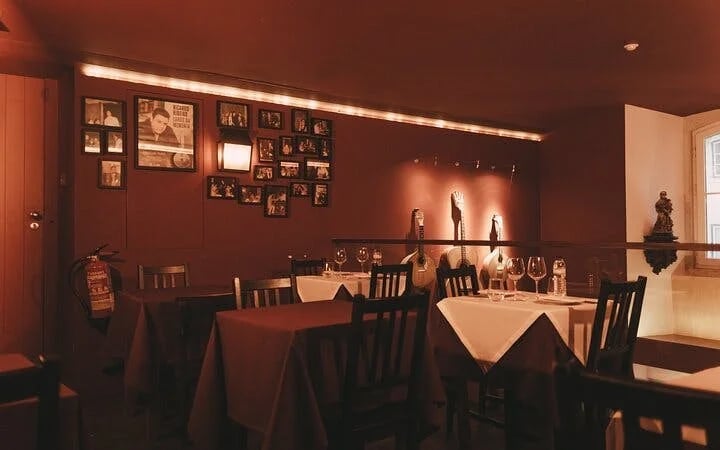 Portuguese Dinner and Fado Live Show at Mesa de Frades Chapel in Lisbon Image 2
