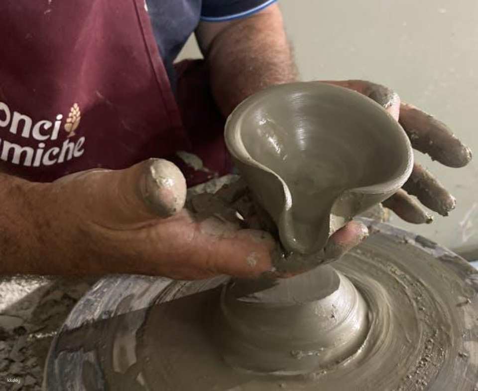 Pottery workshop in the heart of Caltagirone