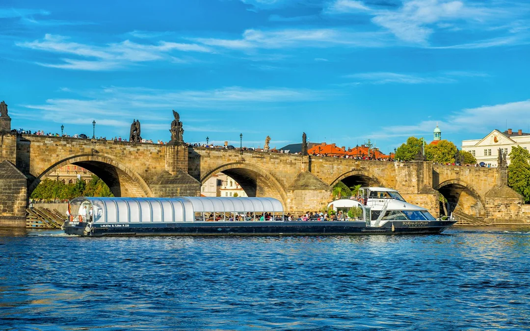 Prague 2-Hour Vltava River Sightseeing Cruise Image 4