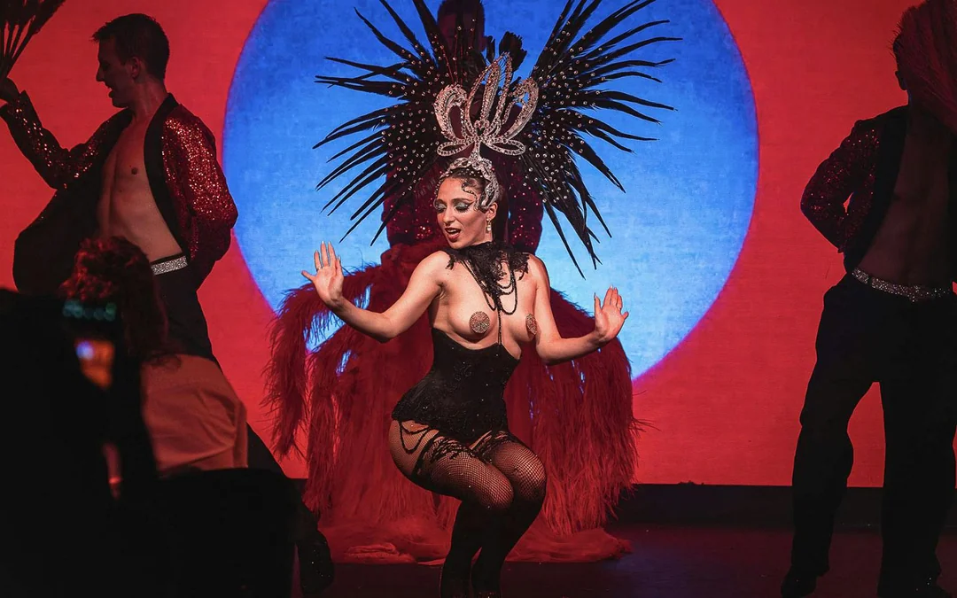 Prague Cabaret Show Tickets with 4-Course Dinner Image 12