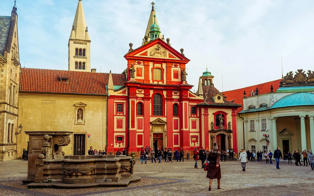 Prague Castle Guided Tour of Exteriors with Entry Tickets Image 2
