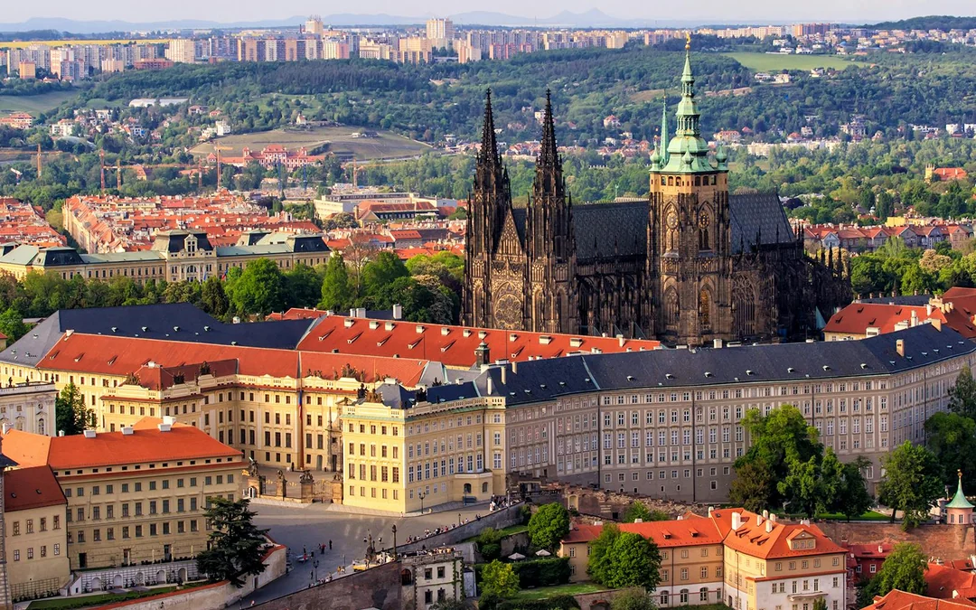 Prague Castle Guided Tour of Exteriors with Entry Tickets Image 4