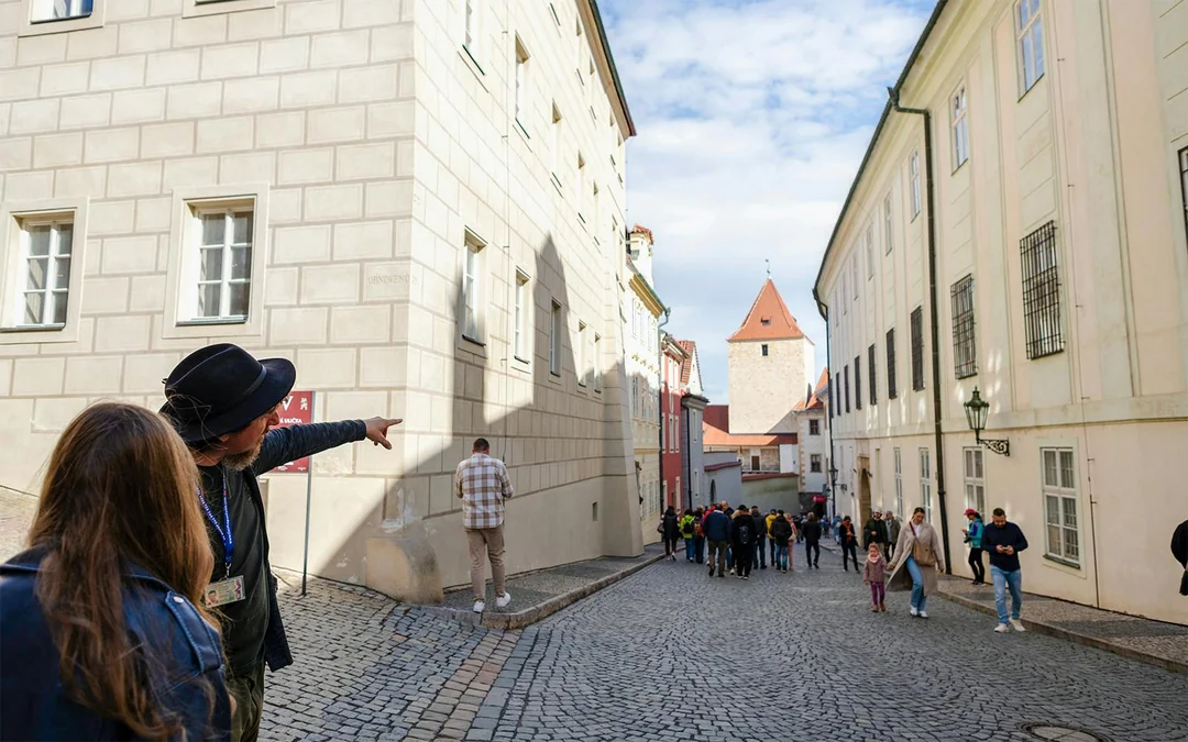 Prague Castle Guided Tour with One-Way Bus Transfer Image 5