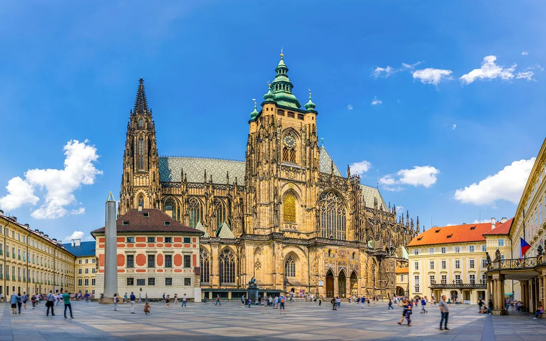 Prague Castle Guided Tour Image 2