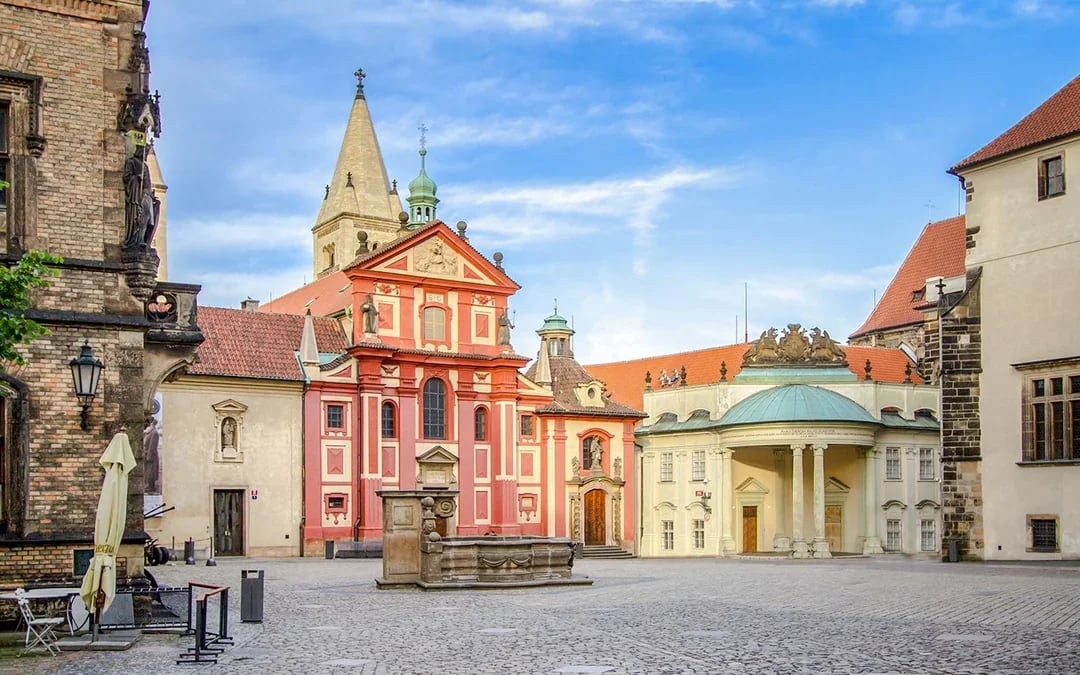 Prague Castle Guided Tour Image 4