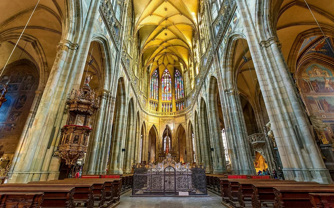 Prague Castle Private Guided Tour of Interiors & Exteriors with Entry Tickets Image 3