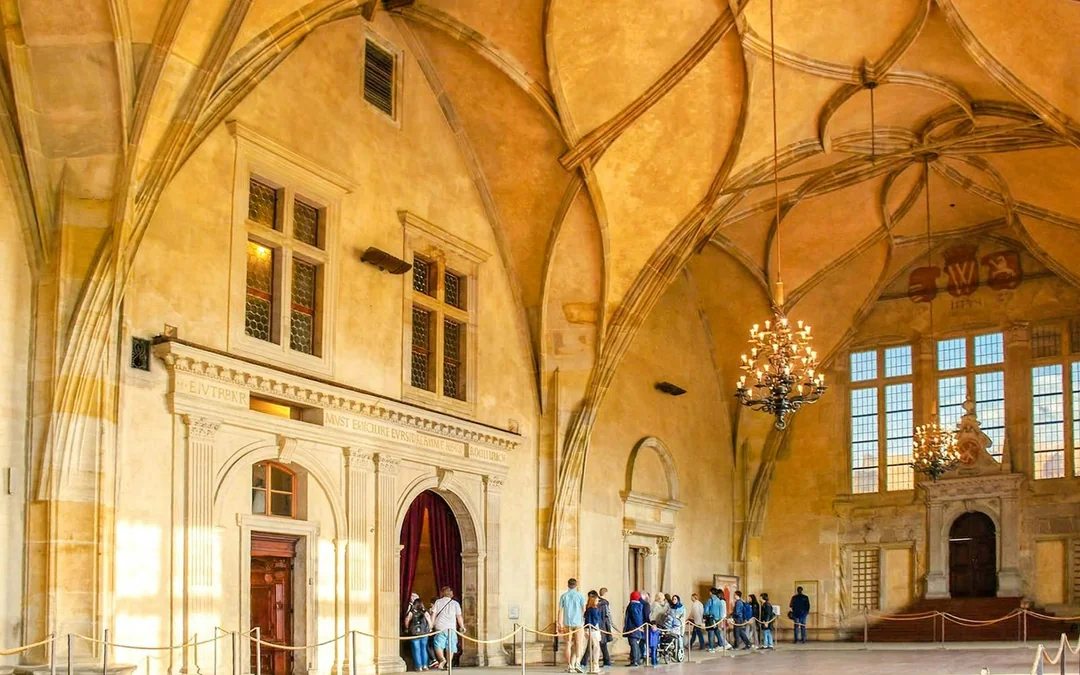 Prague Castle Ticket + Opt. Interior Audioguide + Opt. 20 min Introduction Image 9