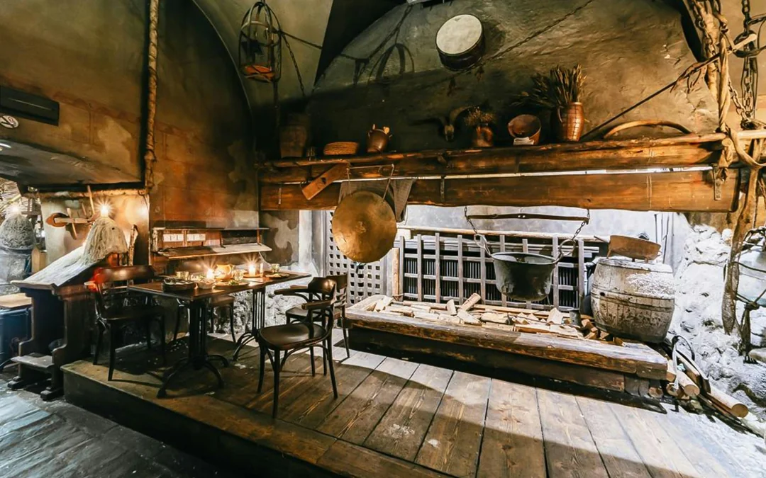 Prague: Early 3-Course Medieval Dinner with Show & Unlimited Drinks Image 5