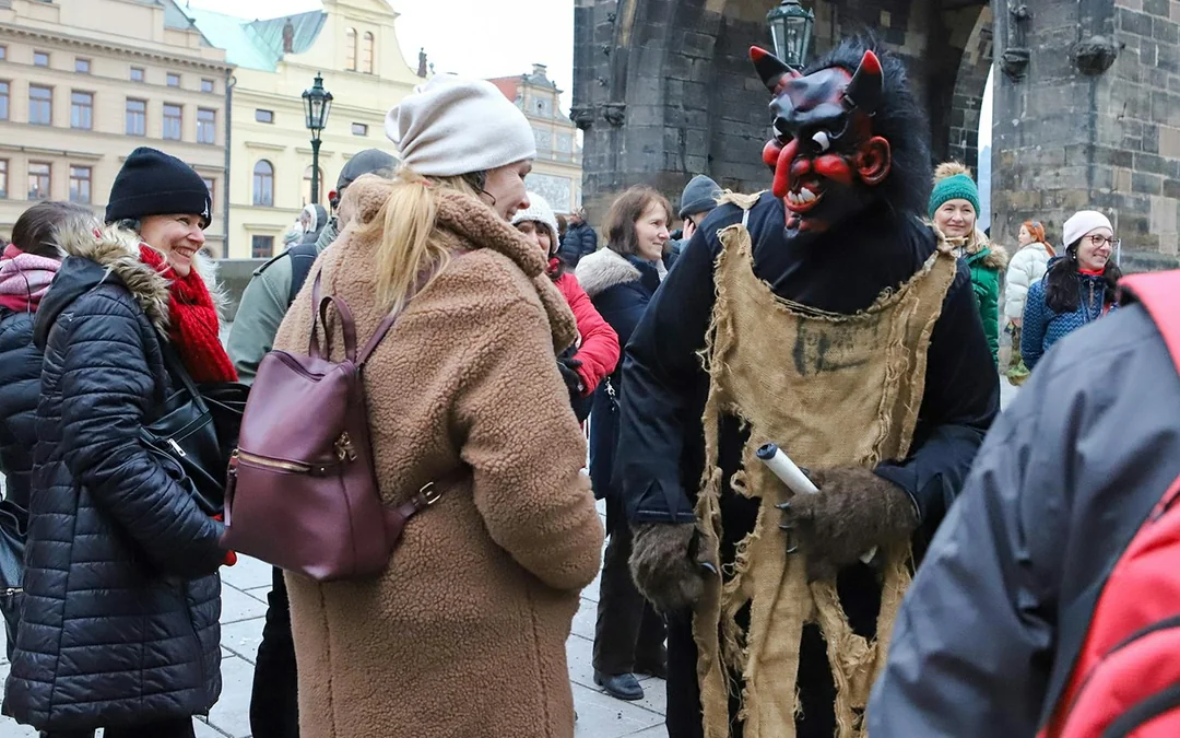 Prague Evening Ghost Tour with Museum Entry Tickets Image 7