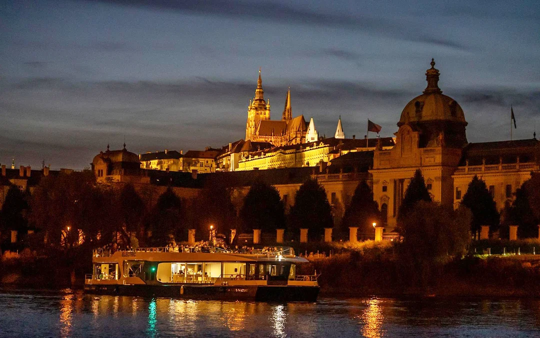 Prague Evening River Cruise with Prosecco Image 1