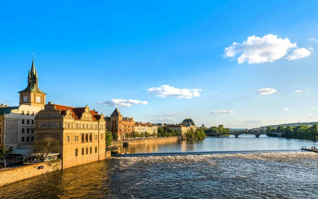 Prague Guided Walking Tour: Old Town with Astronomical Clock Tower Entry Image 12