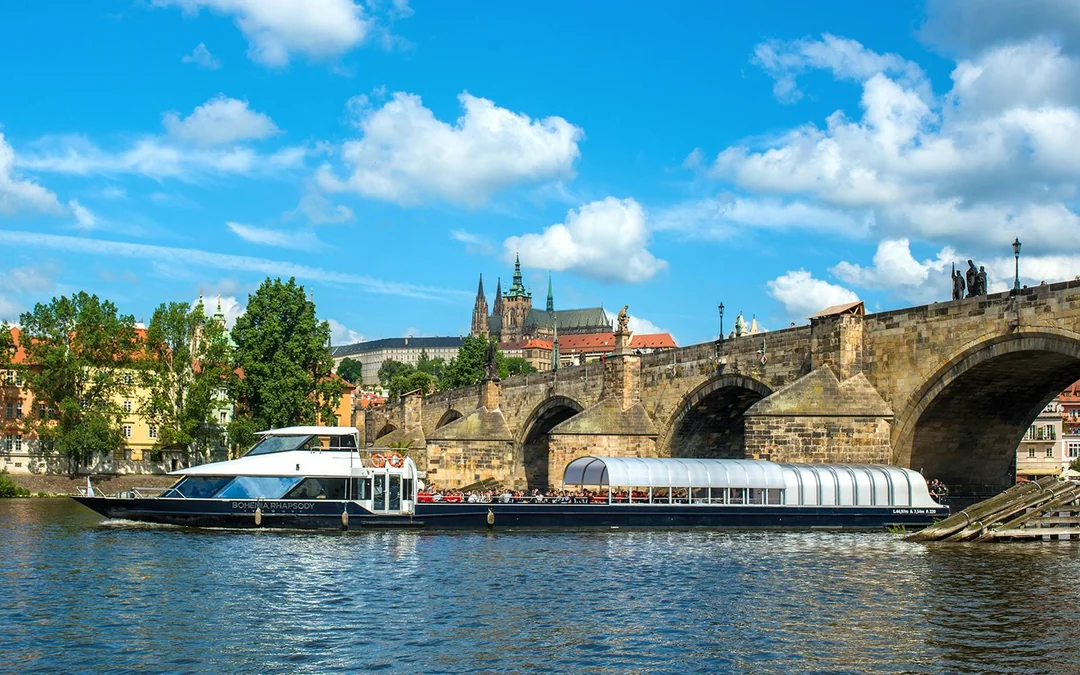 Prague Lunch Cruise on an Open-Top Glass Boat with Live Music Image 5