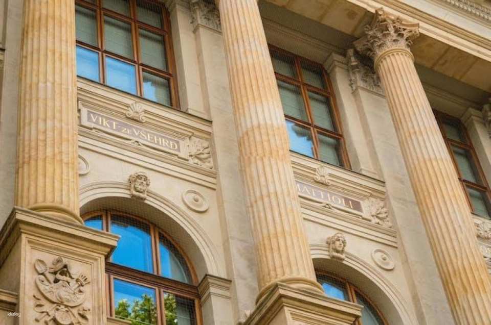 Prague National Museum Ticket and Online City Tour Audio Guide