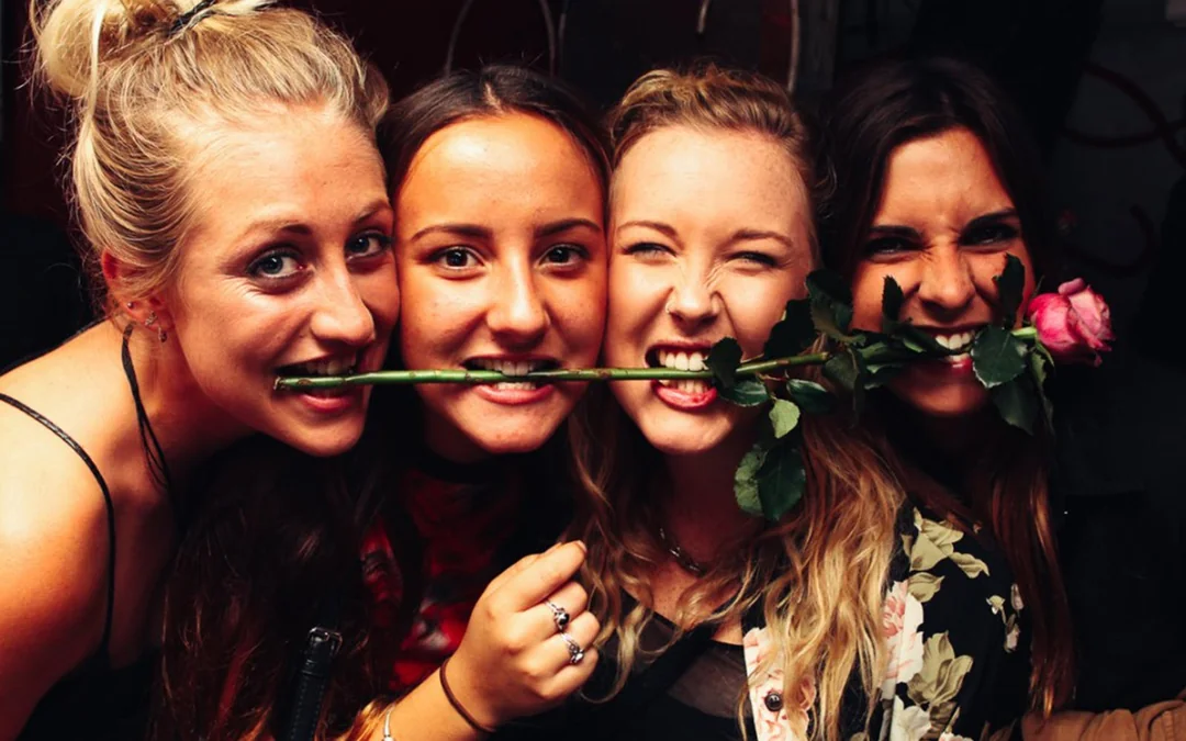 Prague Pub Crawl & International Party with Welcome Shot & VIP Entrance Image 3
