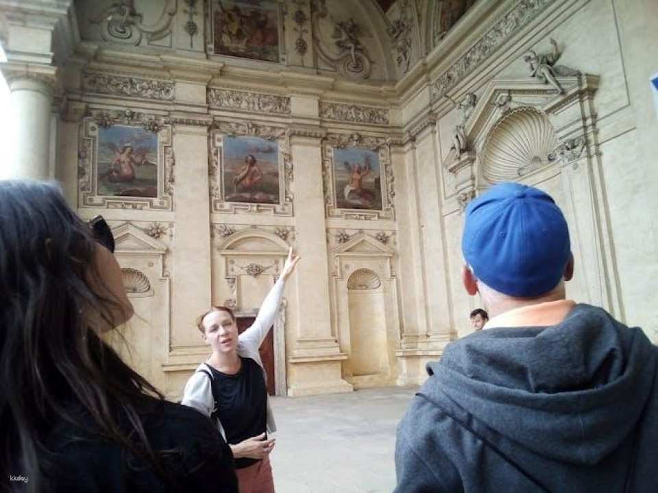 Prague Renaissance and Baroque gardens tour with a friendly historian