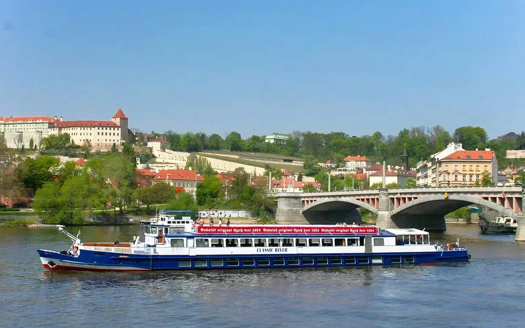 Prague Sightseeing Boat Cruise with Buffet Dinner Image 1