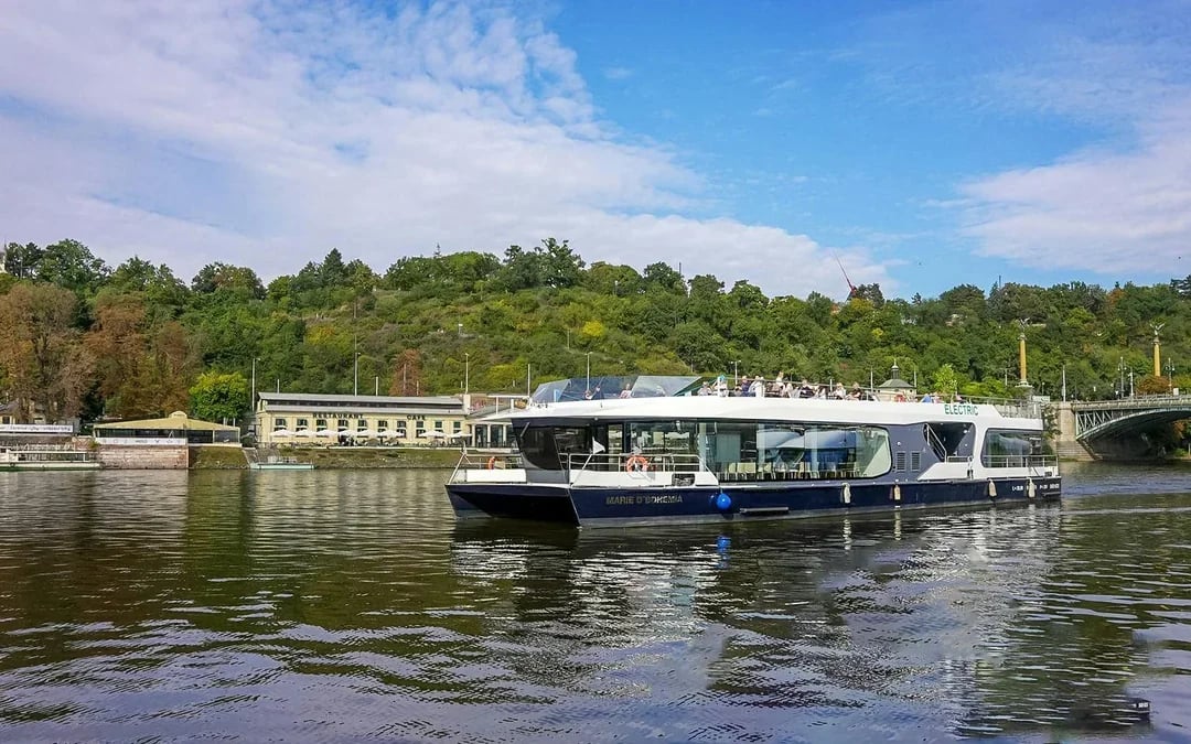 Prague Vltava River Sightseeing Cruise Image 7