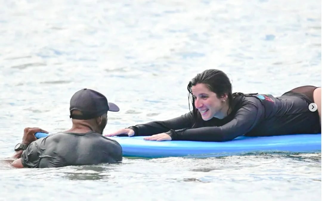 Praia do Madeiro Surf Lesson with Instructor in Pipa Image 7