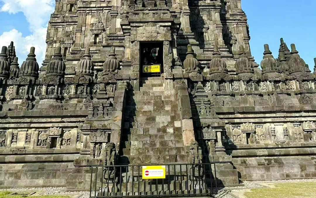 Prambanan Temple Tickets Image 8